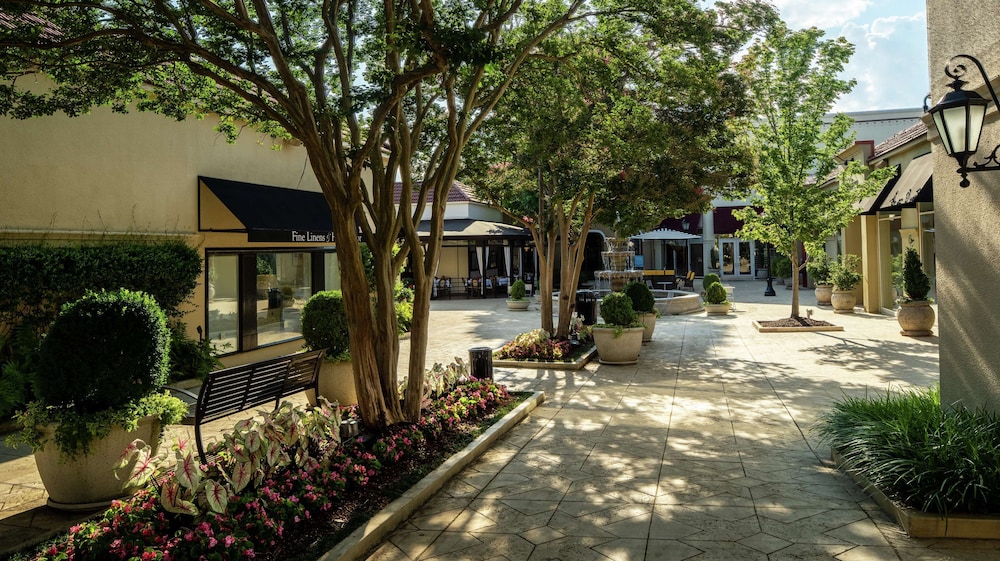 DoubleTree Suites by Hilton Charlotte SouthPark in CHARLOTTE - NC