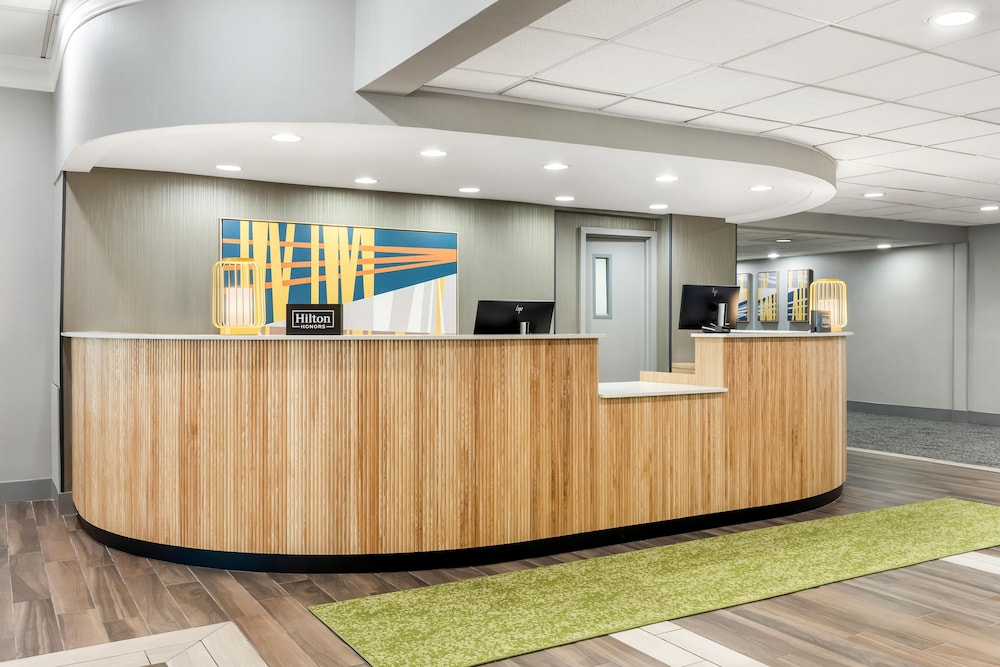 Spark by Hilton Akron Fairlawn 3/46