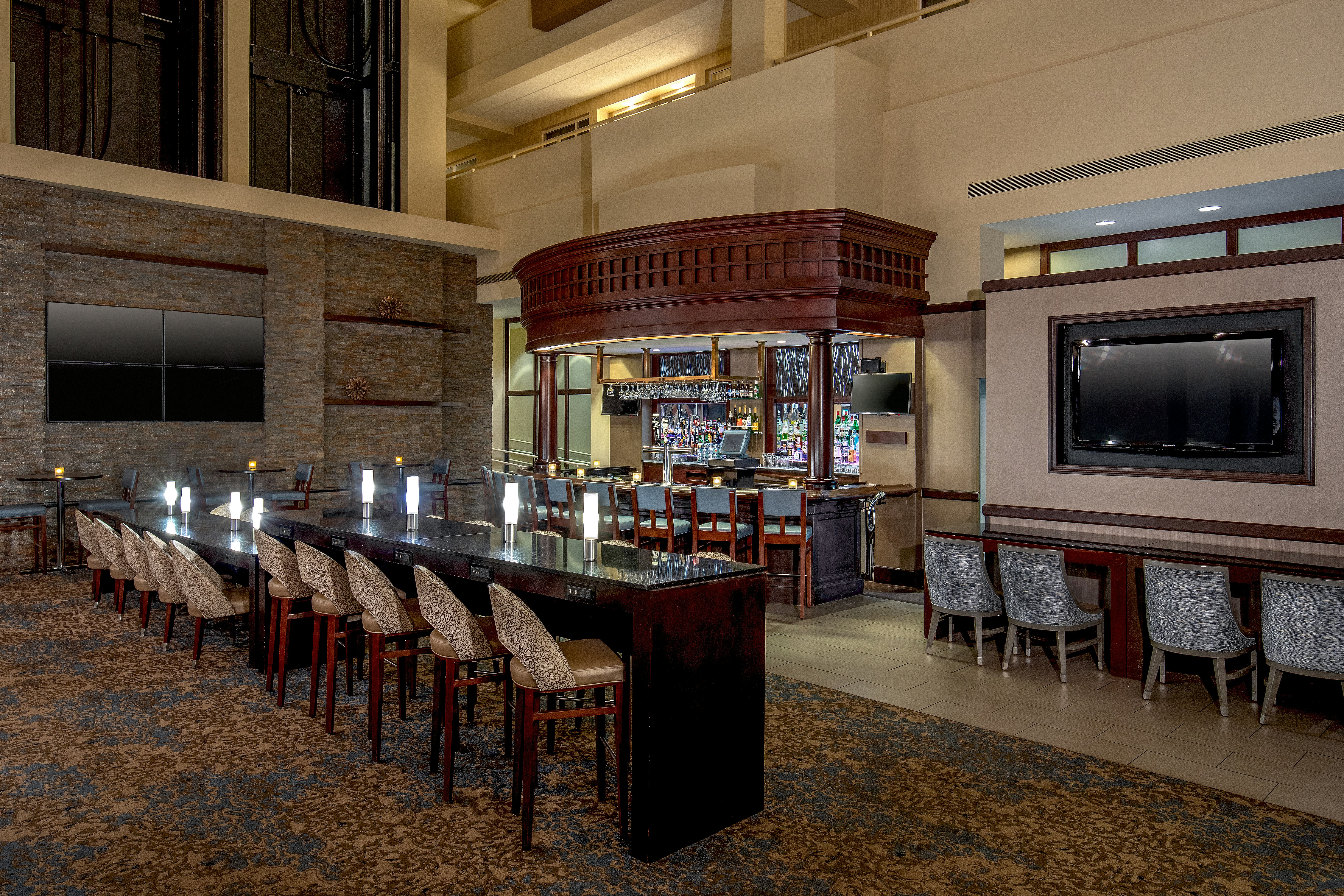 Embassy Suites by Hilton Boston Waltham 55/66