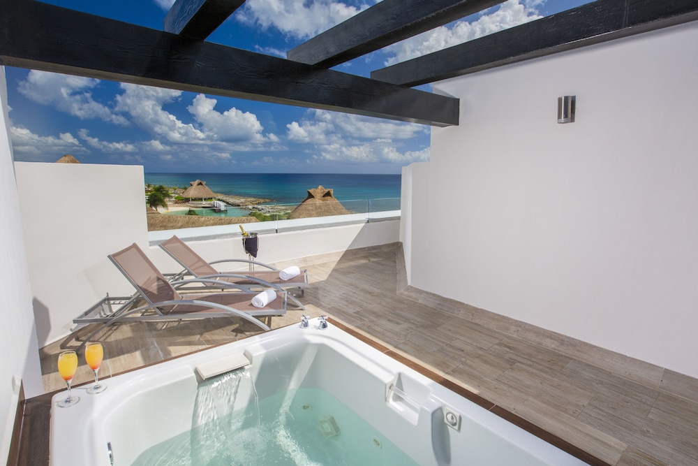 Hard Rock Hotel Riviera Maya- Heaven Section - Adults Only 44/76