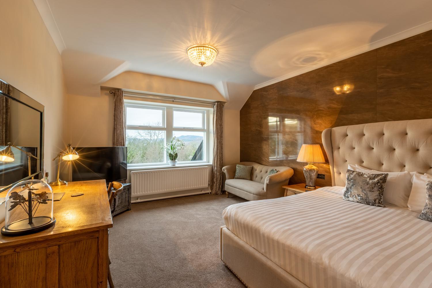 Room, Double Bed
