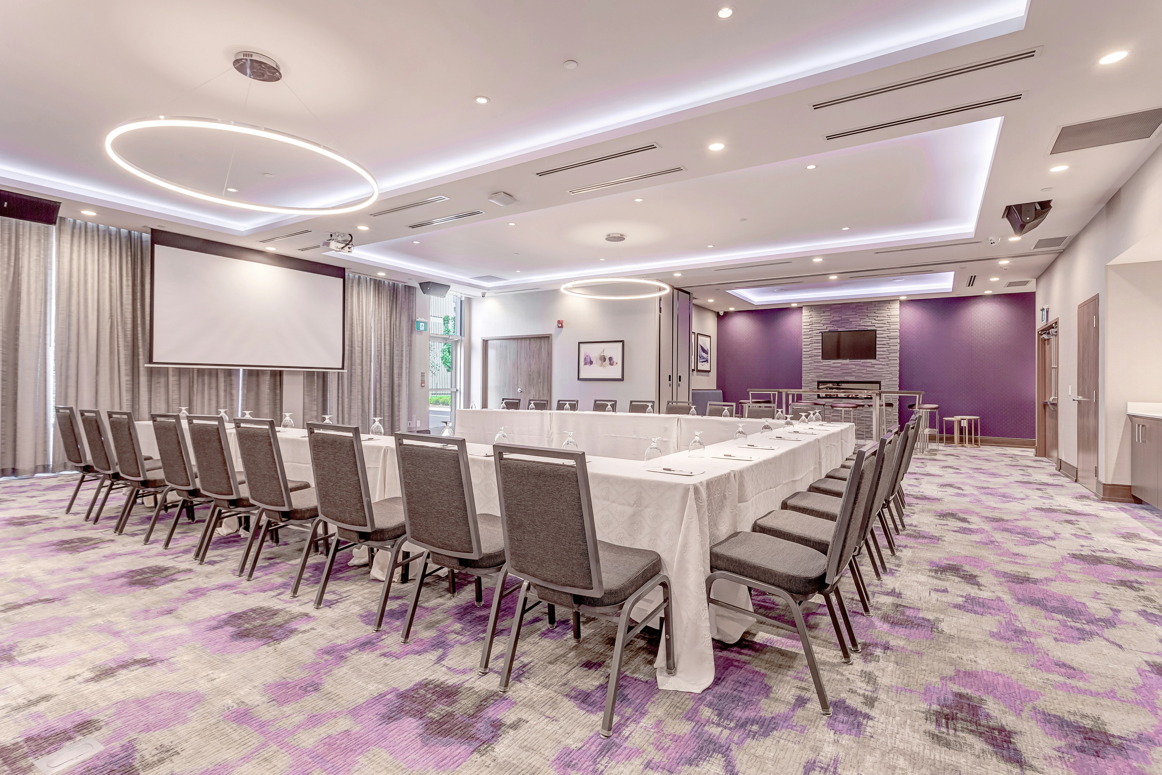 Hilton Garden Inn Toronto Brampton West 62/70