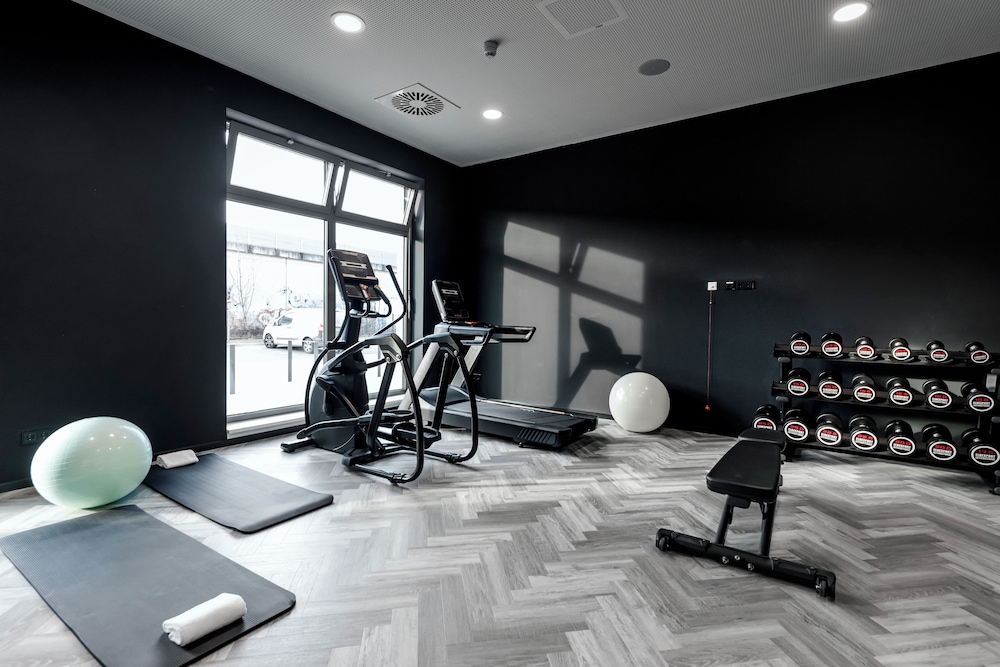 LOGINN Hotel Koln Airport 18/48