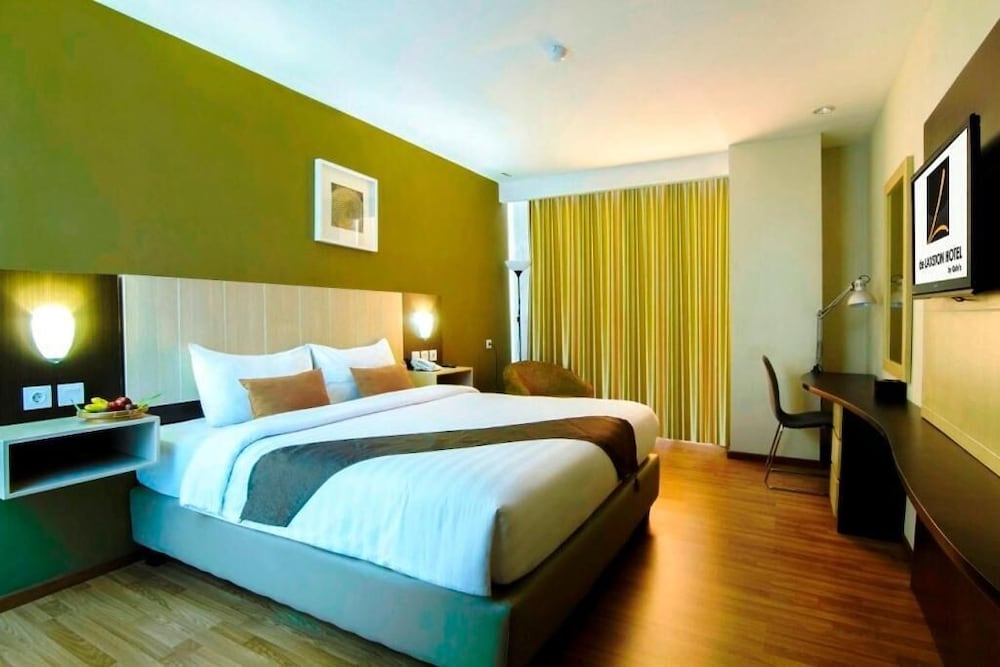 De Laxston Hotel By Azana 23/70