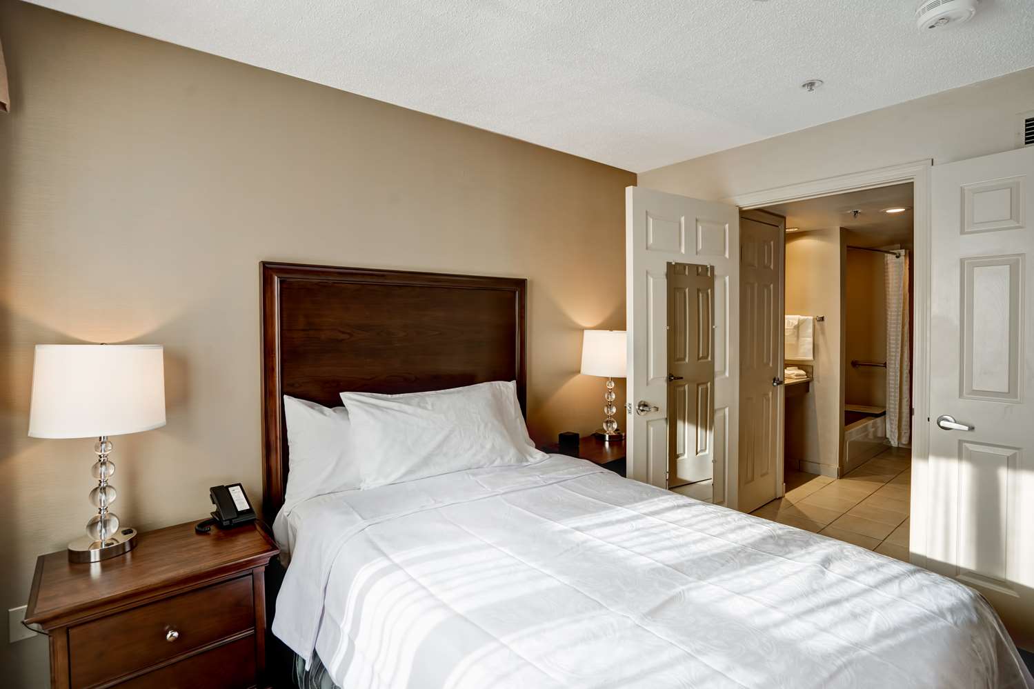 Homewood Suites by Hilton Hartford Windsor Locks 6/22