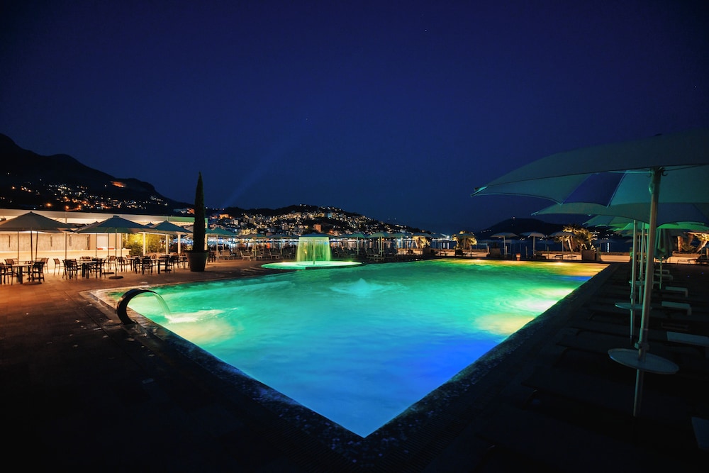 Palmon Bay Hotel and Spa 45/48