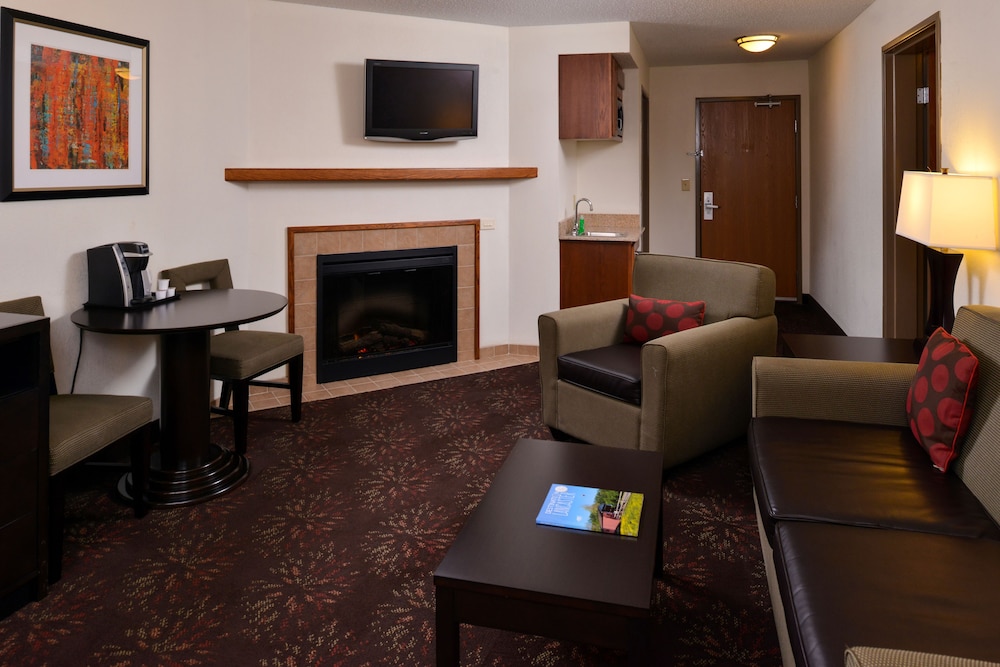Holiday Inn Express Hotel And Suites Lancaster Lititz 51/73