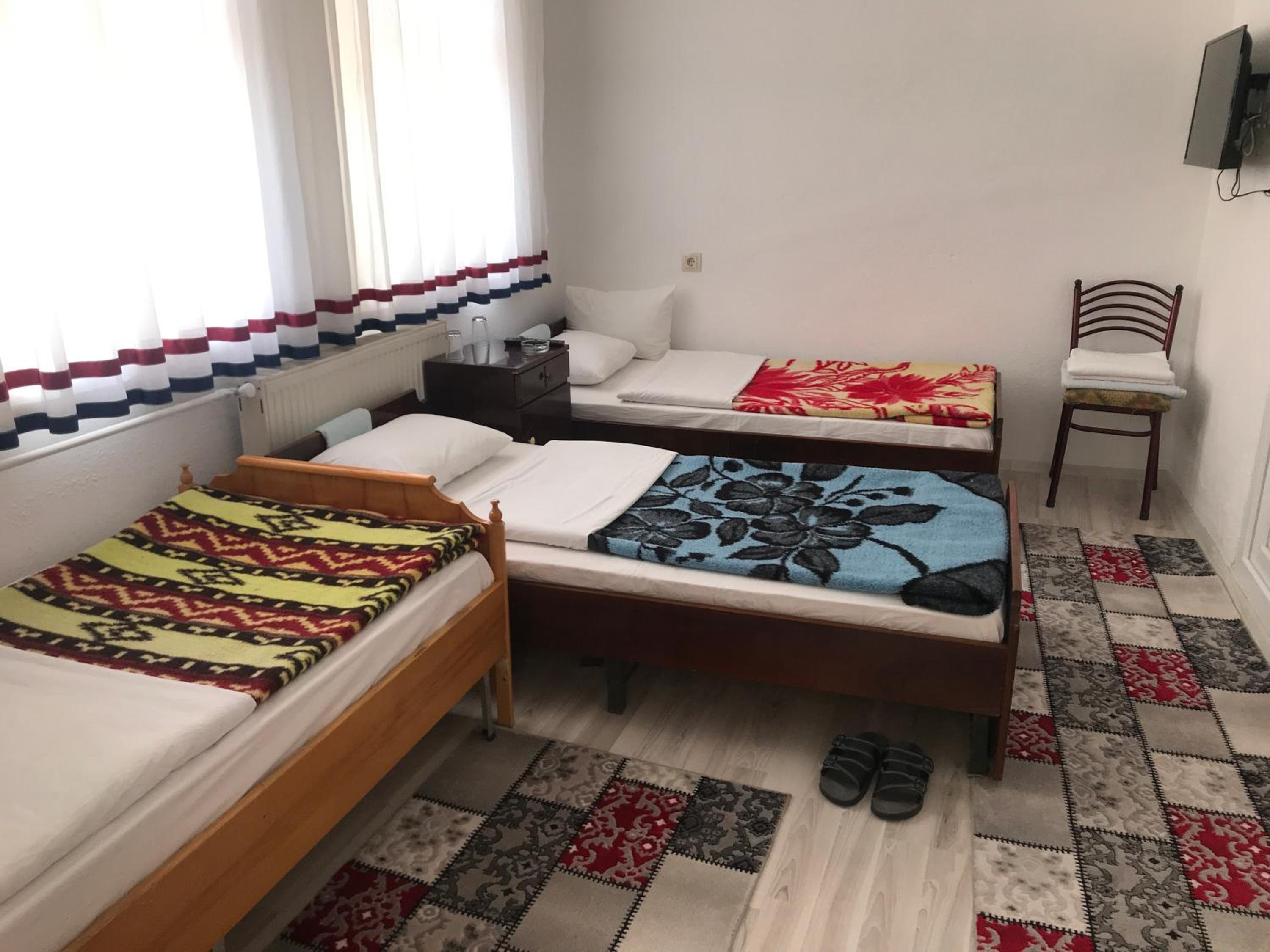 Gumus Hotel 49/50