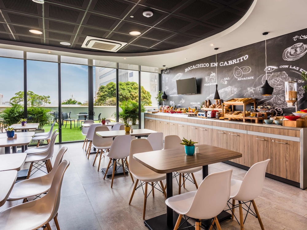 Ibis Barranquilla 55/71