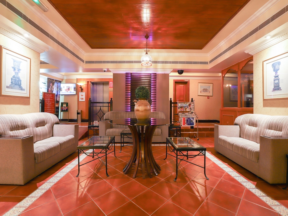 OYO 328 City Plaza Hotel 13/20