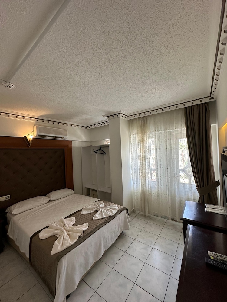 SYEDRA HOTEL 6/22