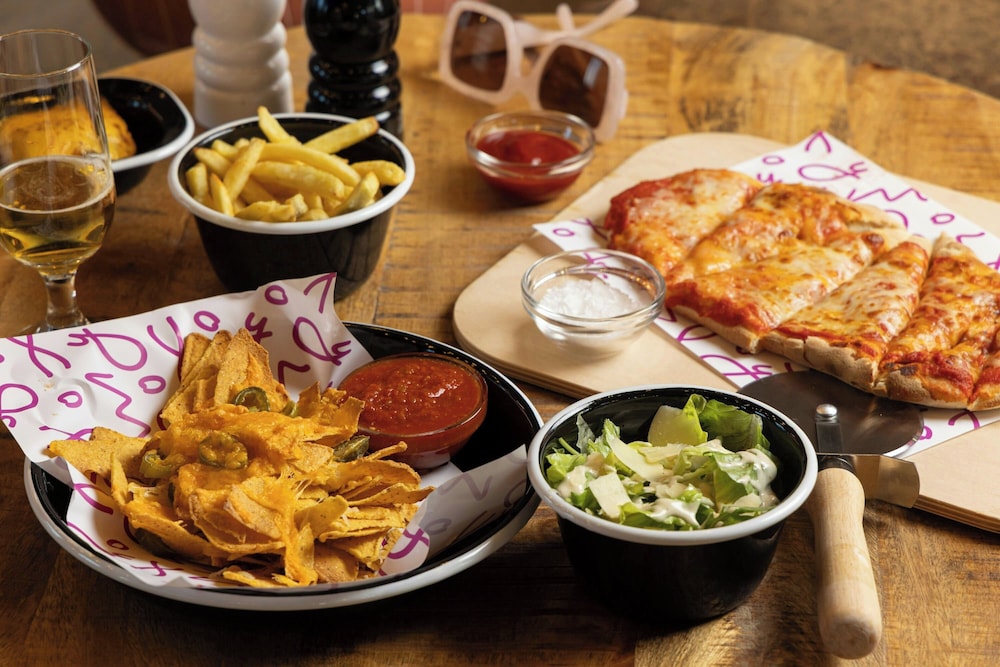 Moxy Dublin Docklands 写真2