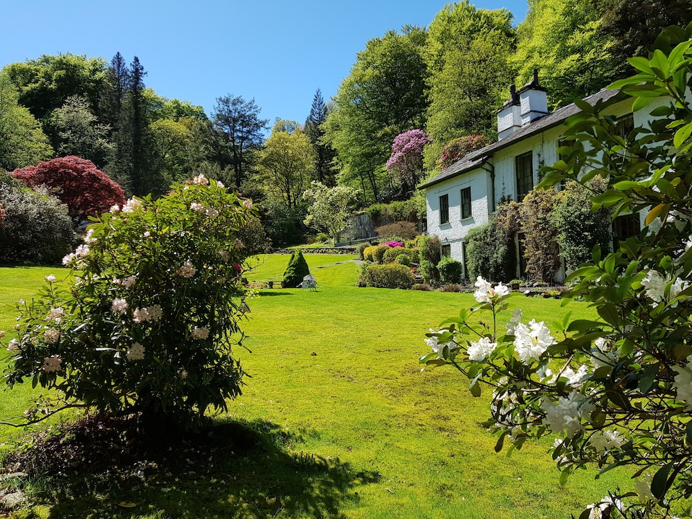 Foxghyll Country House B&amp;B 28/42
