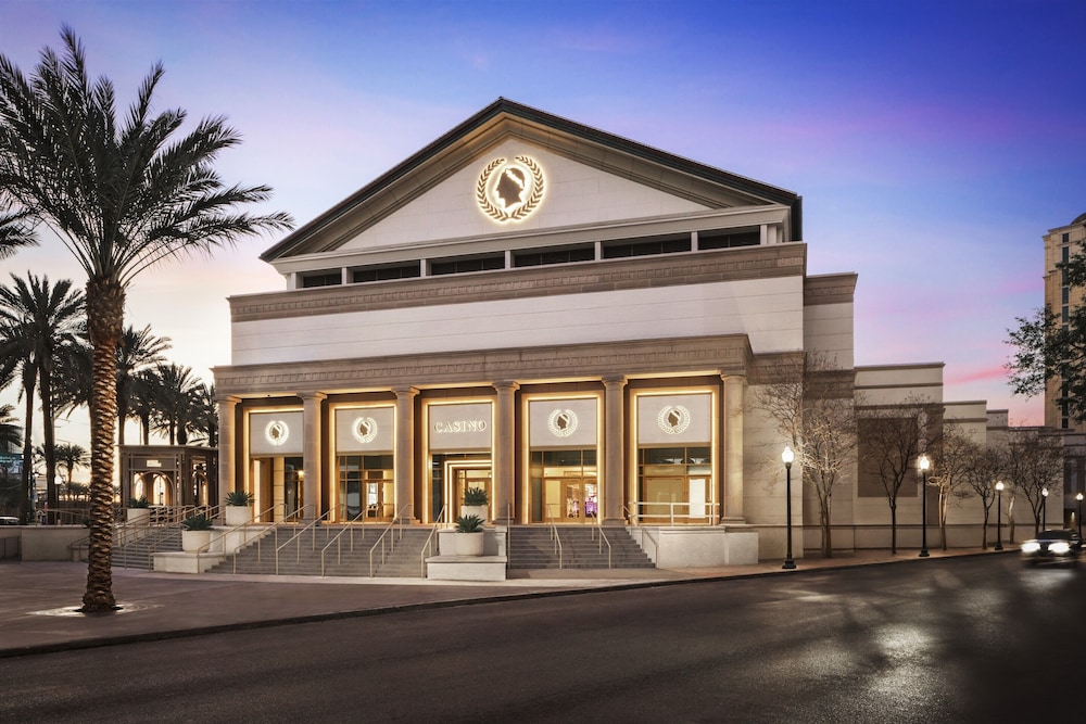Nobu Hotel New Orleans - A Caesars Rewards Destination 1/38