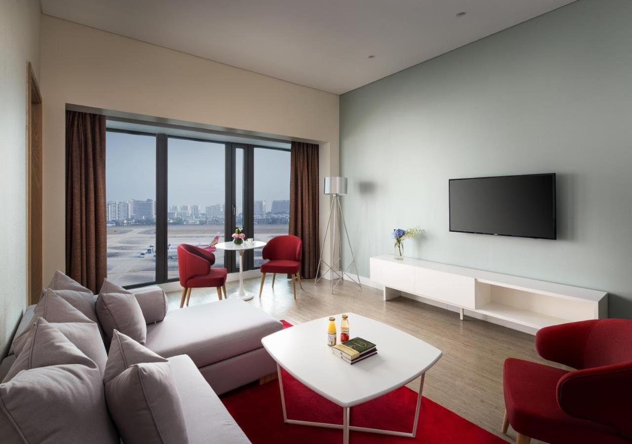Sanya Phoenix Airport Hotel 60/86