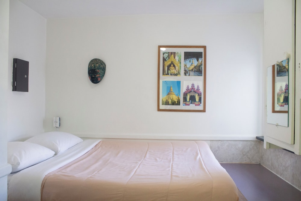 Ocean Island Inn Backpackers Suites Hostel 23/79