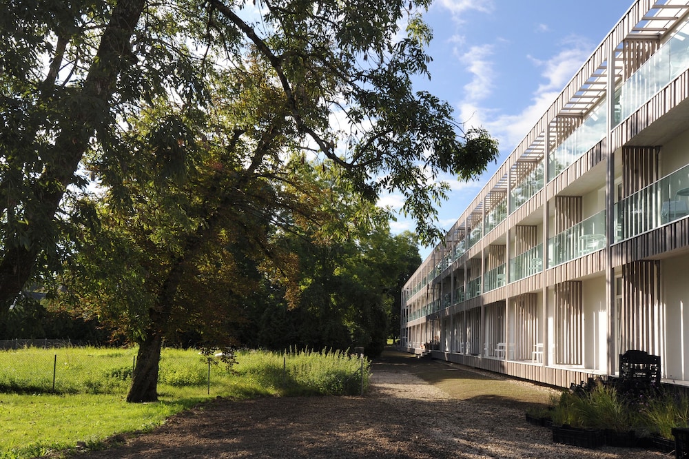 Hotel De La Source 5/34