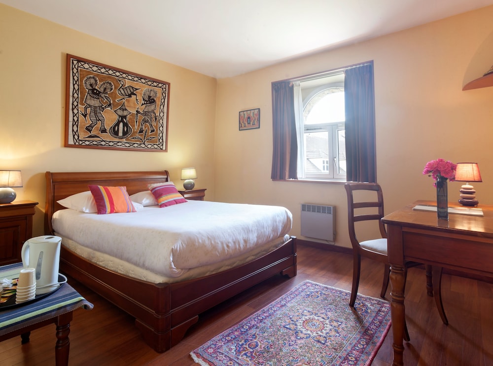Qualys Hotel Auberge Du Manet 12/64