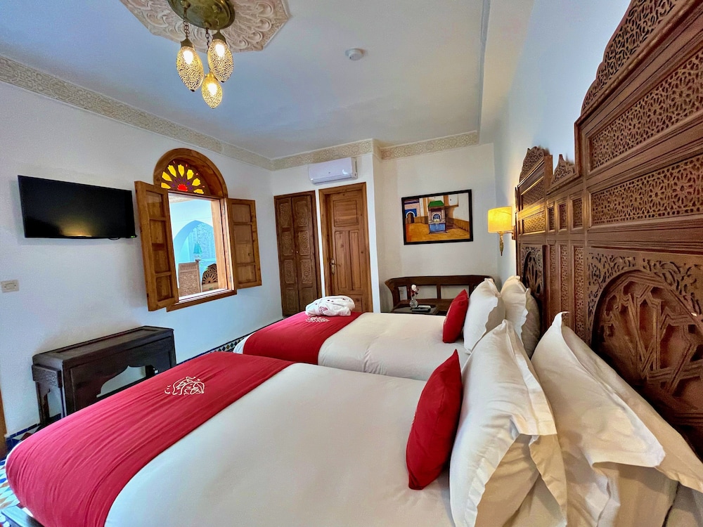 Room, Double Bed