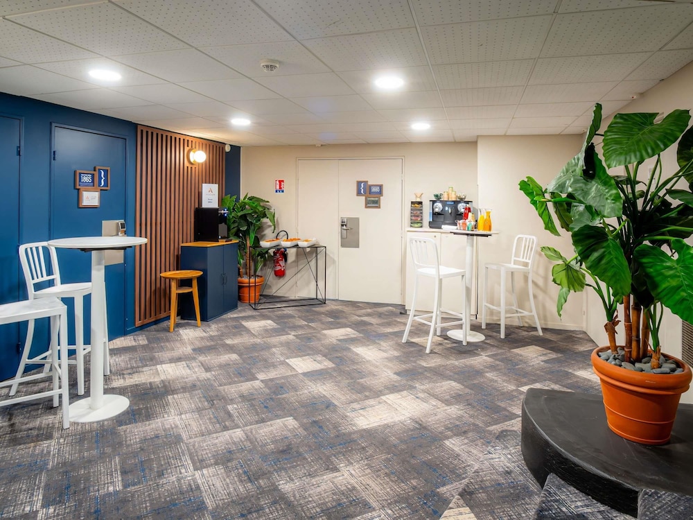 Mercure Paris Montparnasse Pasteur 67/73