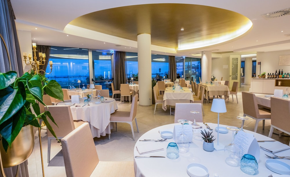 Hotel Savini 34/50