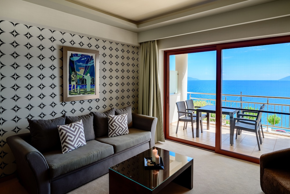 Odyssey Hotel 32/50