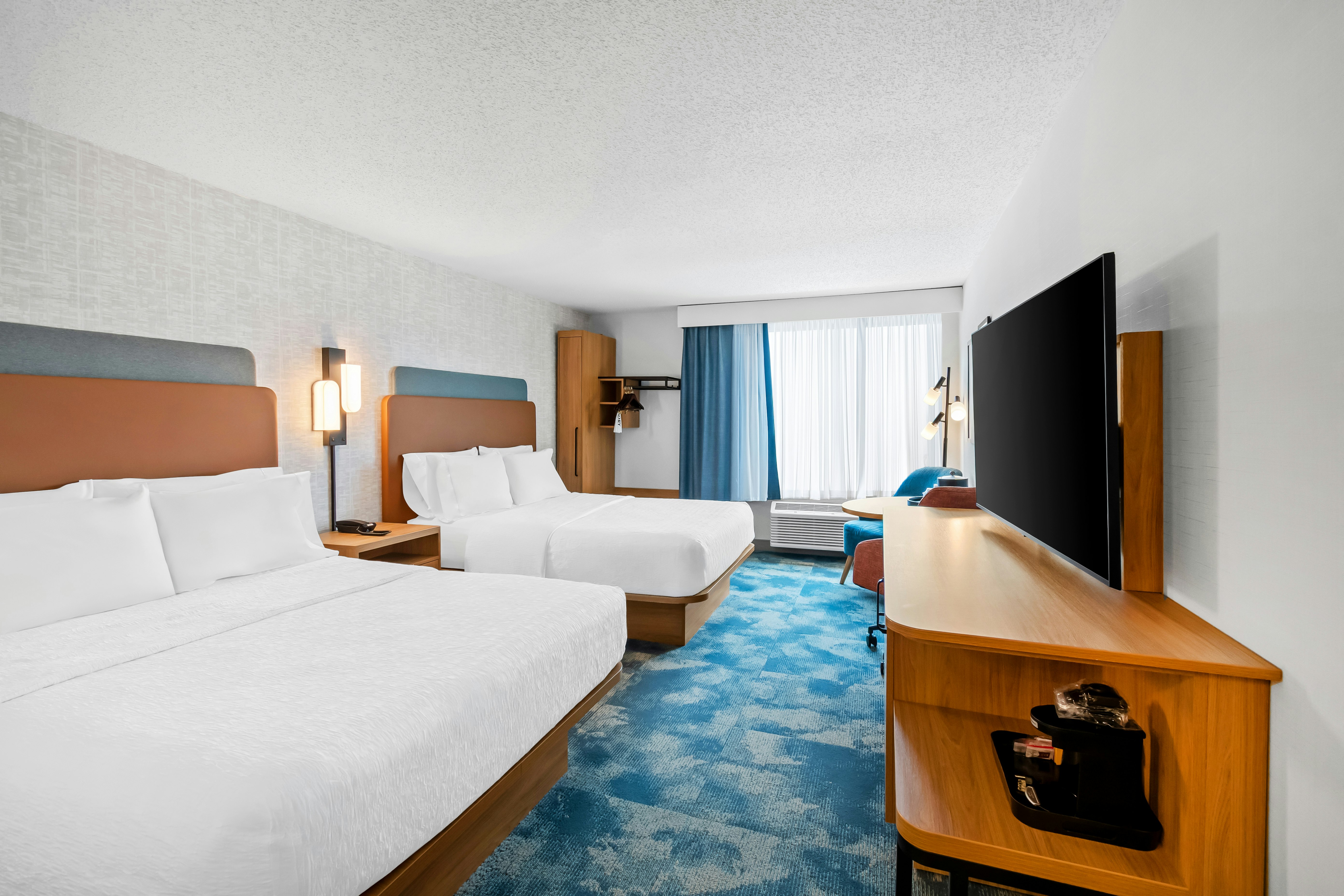 Hampton Inn Duluth Canal Park 25/77