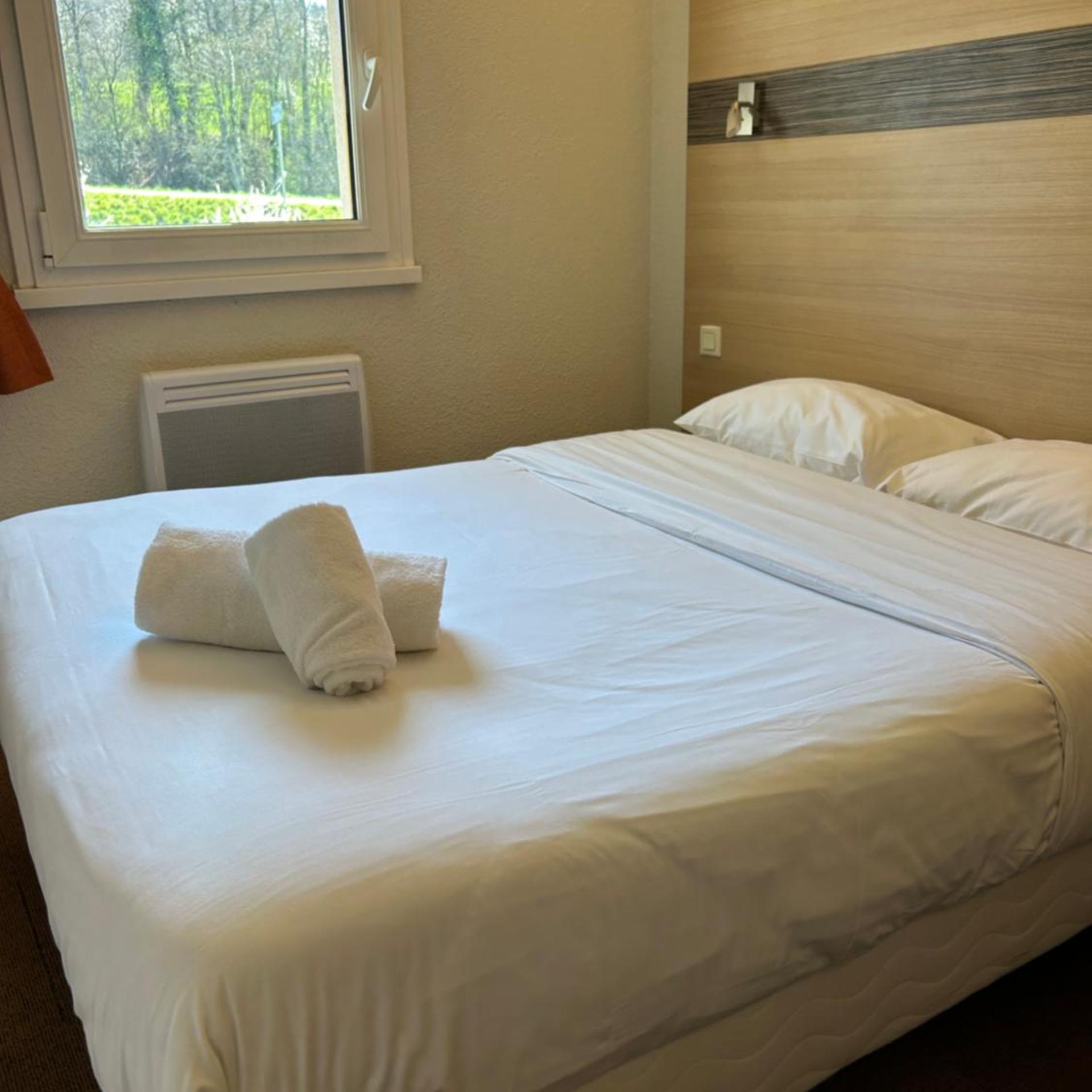 P'TIT DEJ-HOTEL ANNECY NORD 10/48