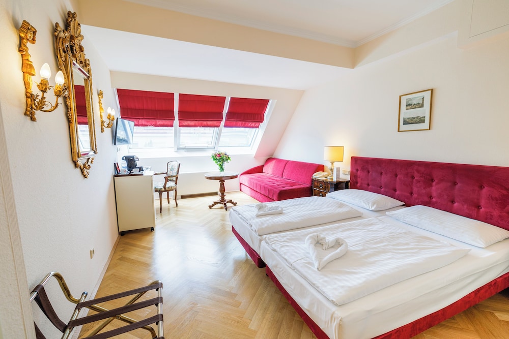 Hotel Royal 15/52