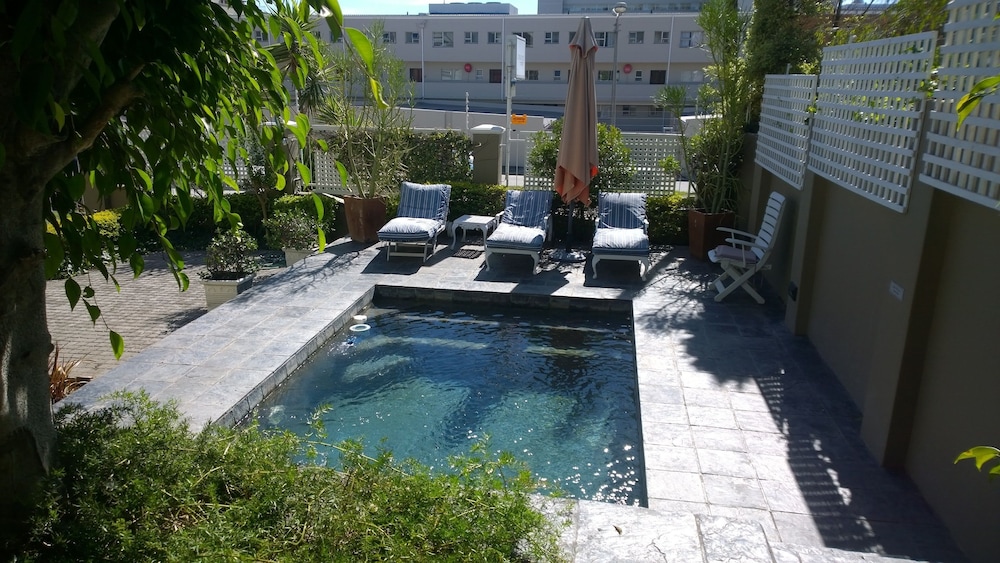 Conifer Beach House 14/35
