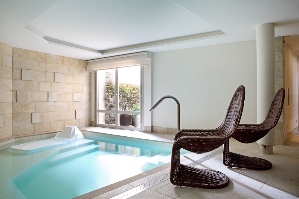 Artesa Suites & Spa 16/36
