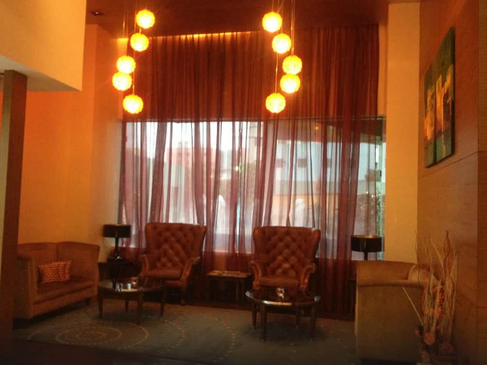 Royal Orchid Central Pune 17/35