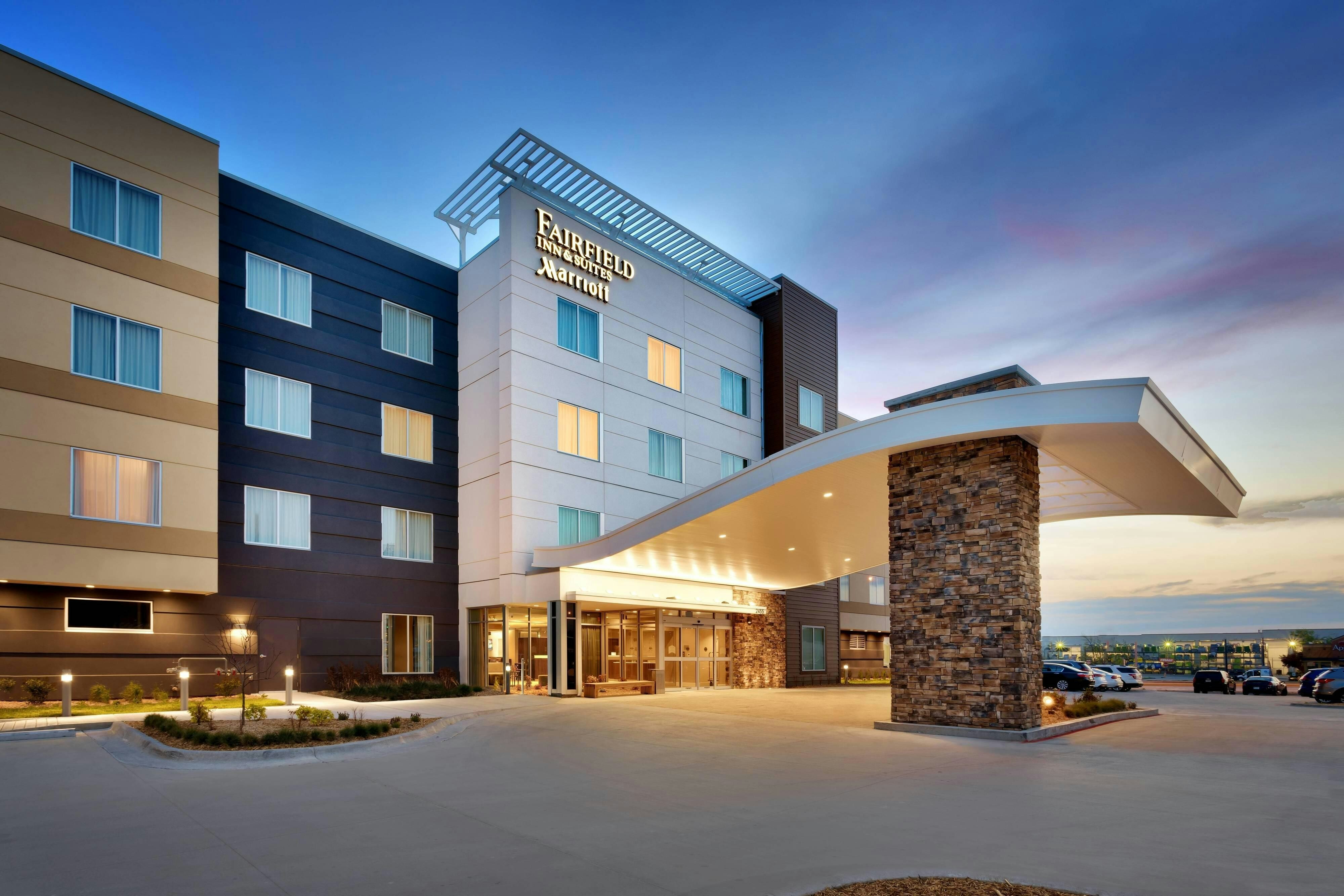 Fairfield Inn & Suites by Marriott Springfield North 46/47