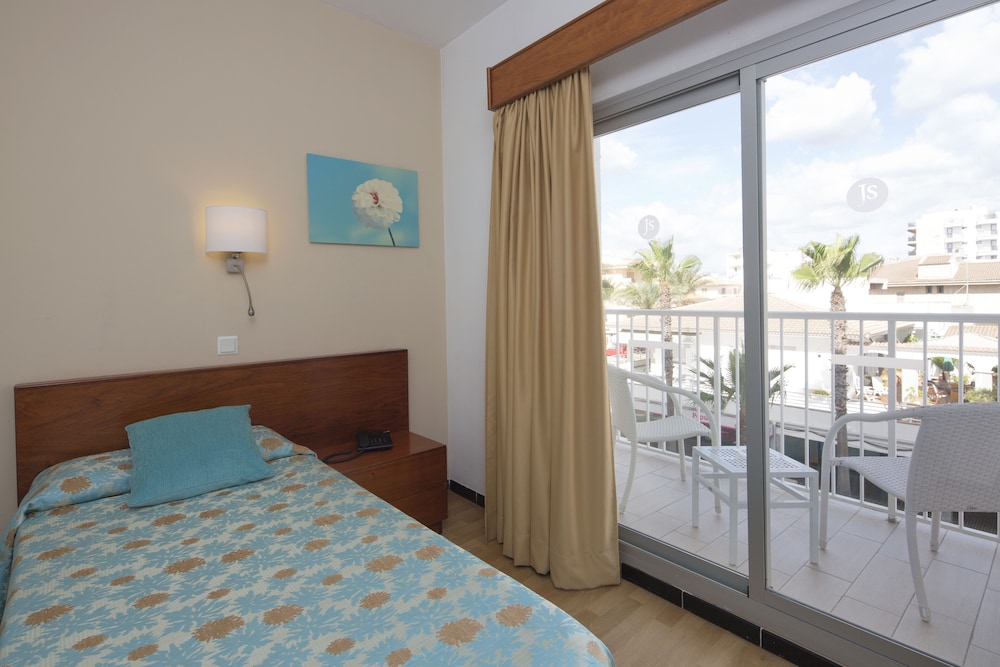 JS Miramar hotel 29/70