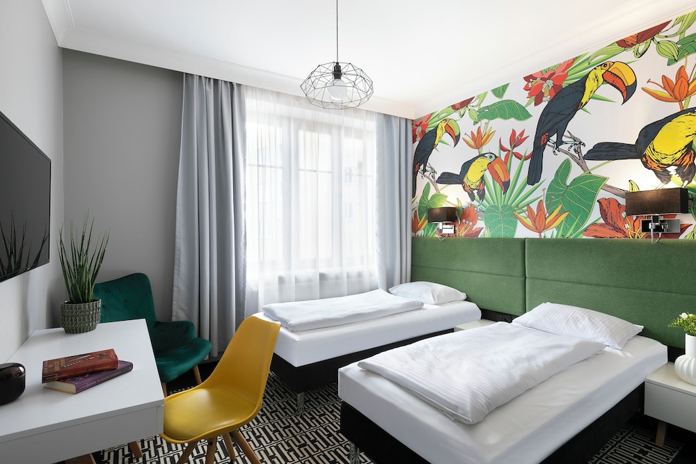 Liv Inn Aparthotel 24/66