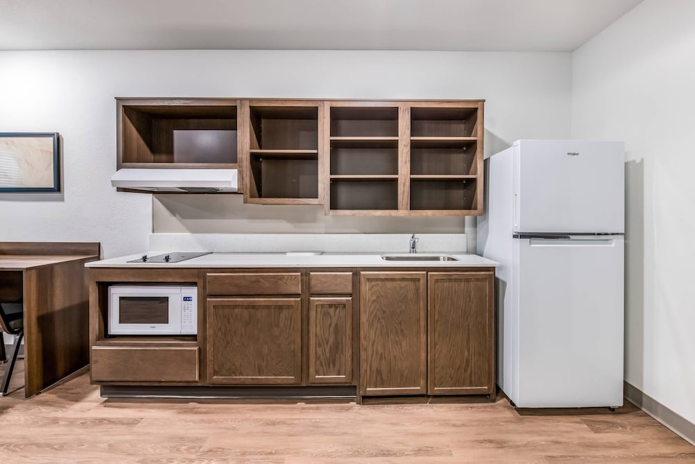 WoodSpring Suites Charlotte - University Research Park 43/50