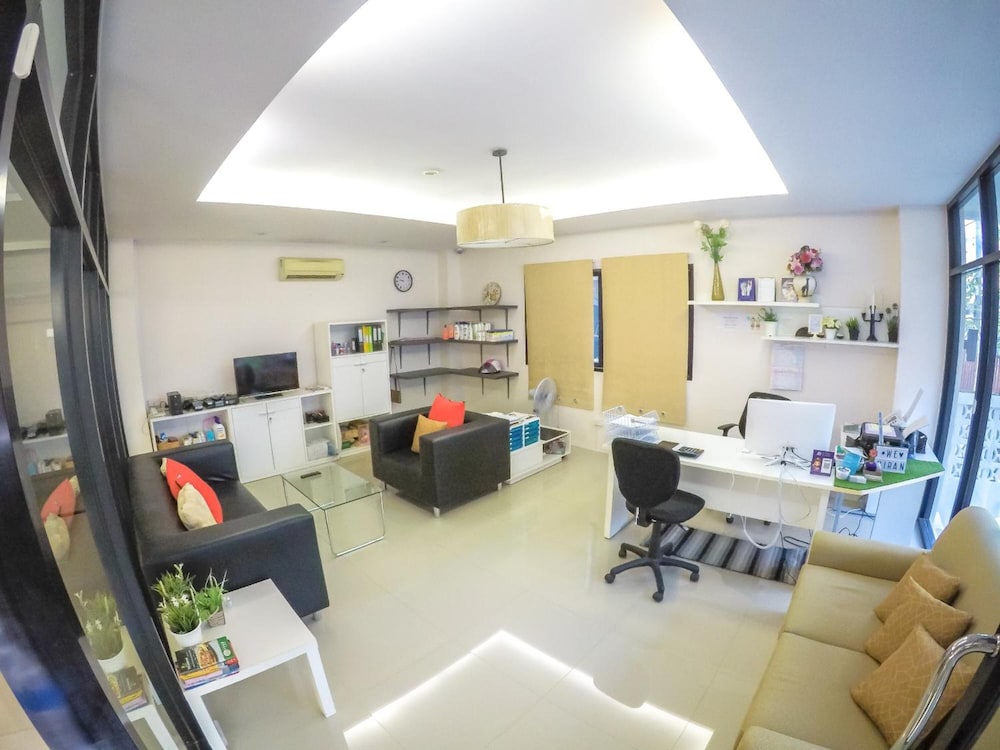 HIRAN RESIDENCE 46/58