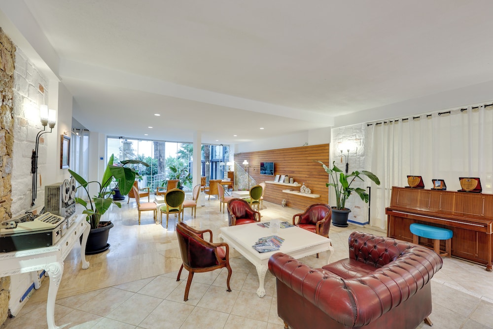 Charm Beach Hotel - All Inclusive 96/115