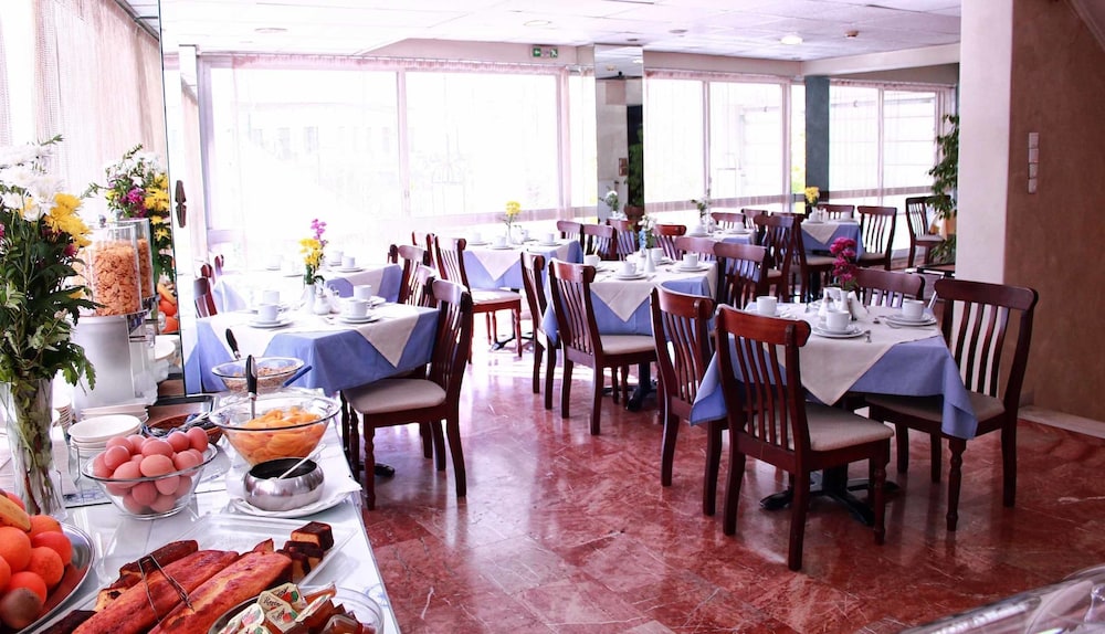 Apollo Hotel 25/34