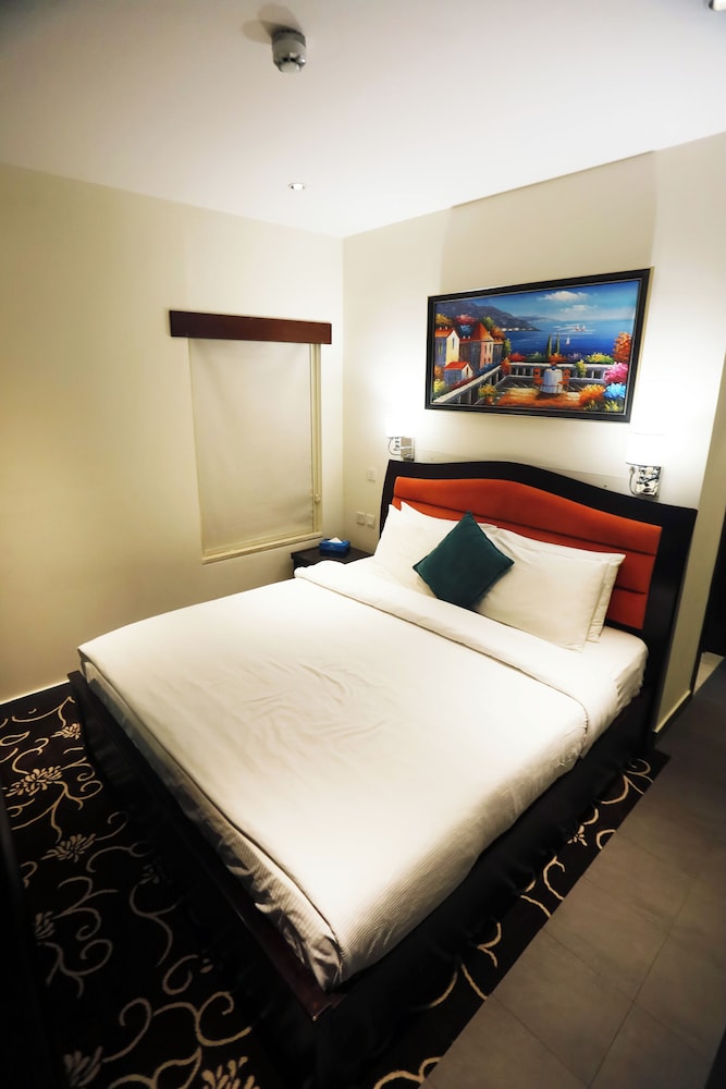 2 BEDROOMS, VIP, SUITE, TERRACE