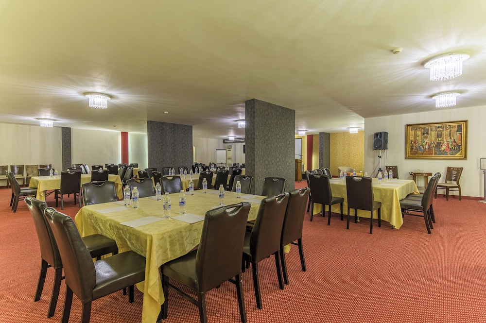 Al Murjan Palace Hotel, Jounieh 63/77