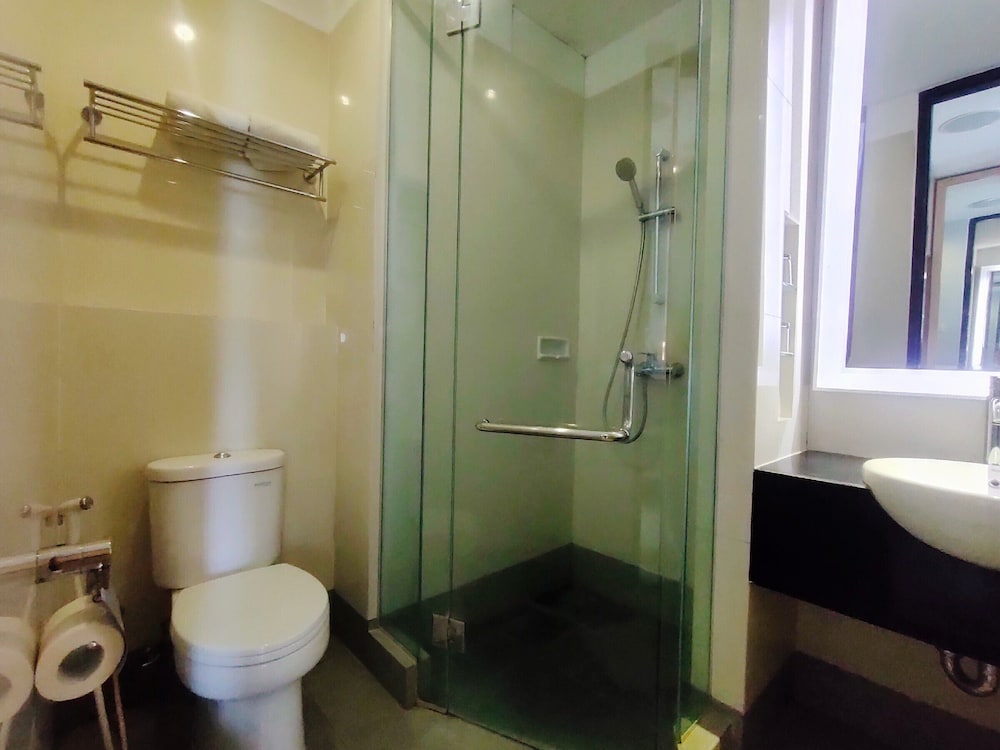 El Hotel Kartika Wijaya Batu 17/57