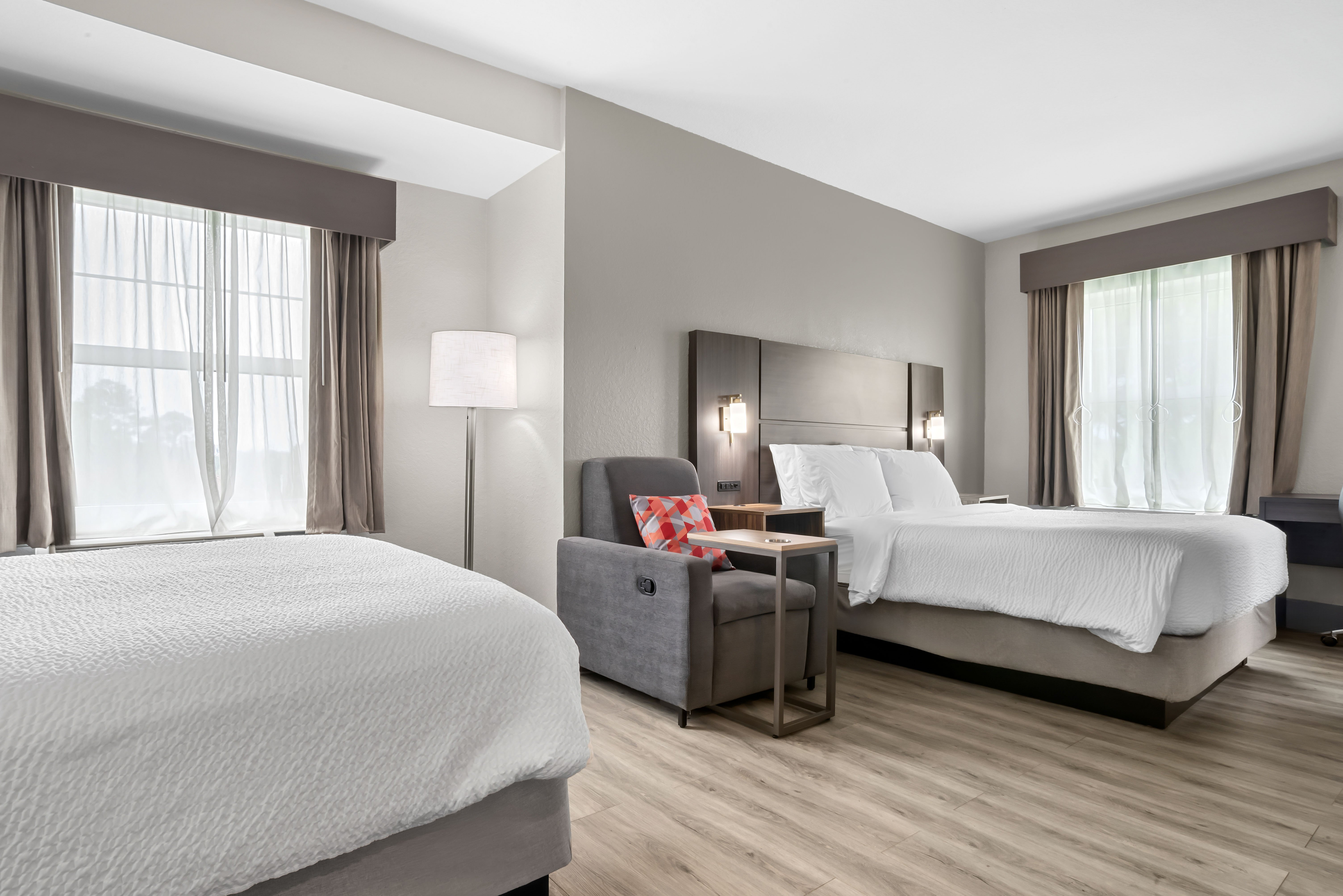 Hawthorn Suites By Wyndham Panama City Beach Fl 16/50