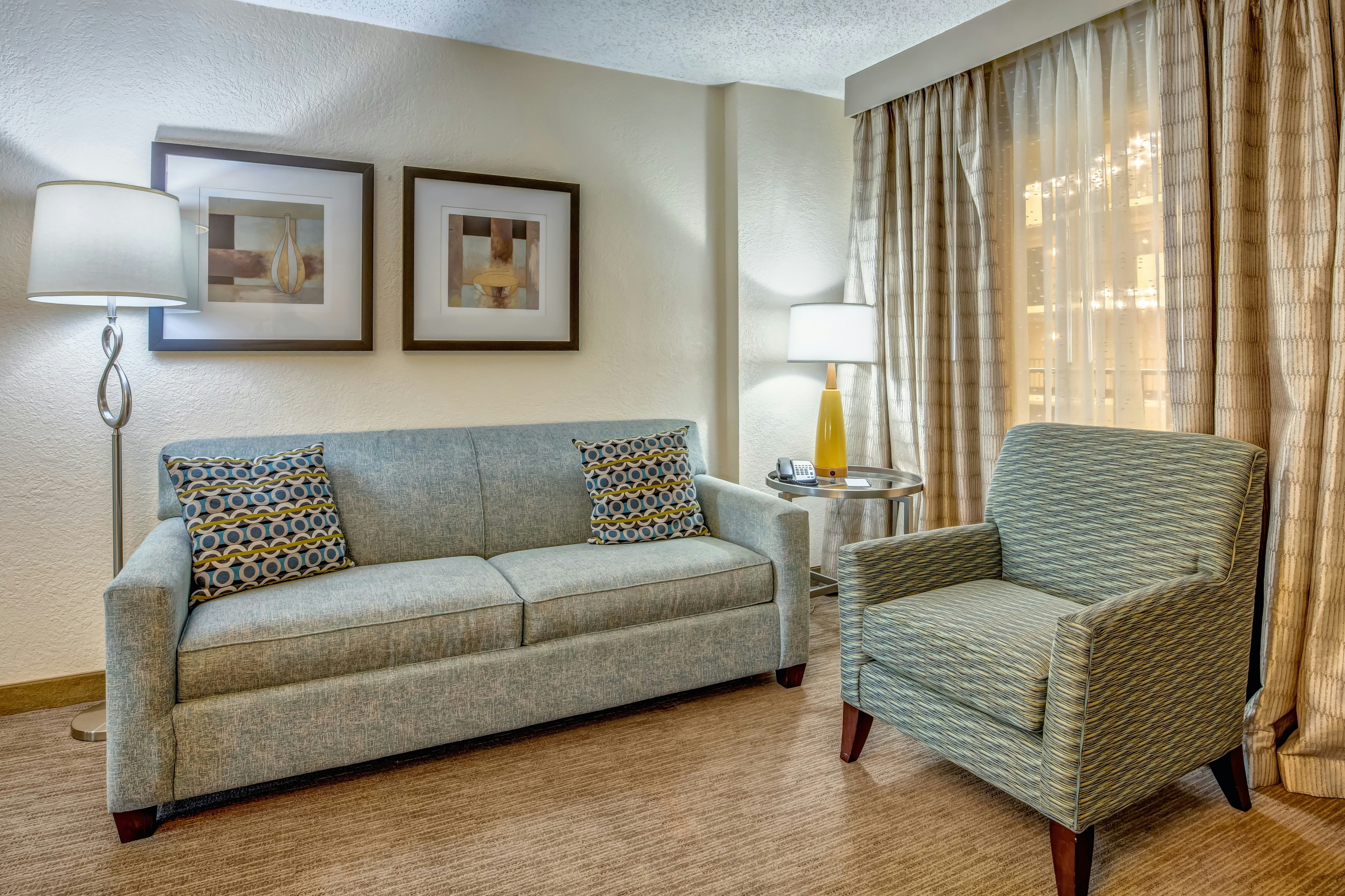 Embassy Suites by Hilton Memphis East Germantown Area 50/80