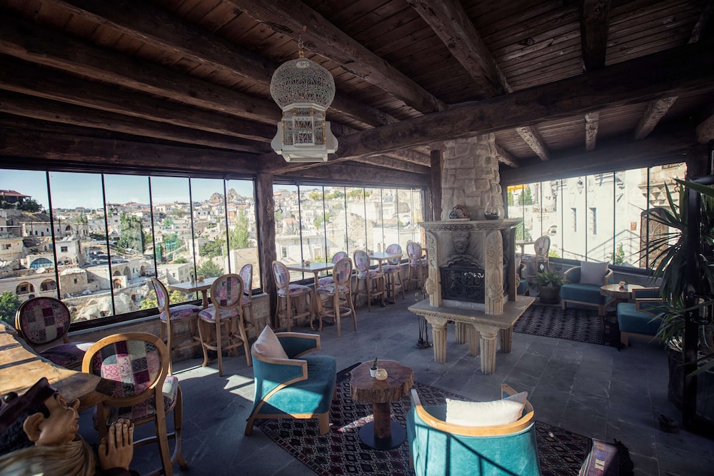 Elika Cave Suites Cappadocia, Curio Collection by Hilton 50/80