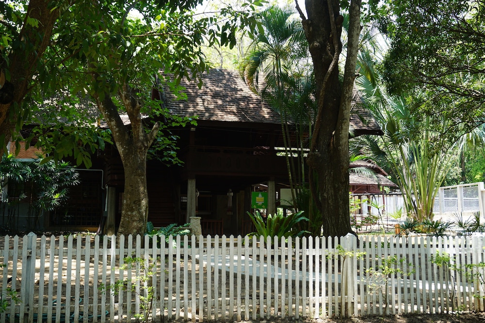 Insight Hostel 41/43