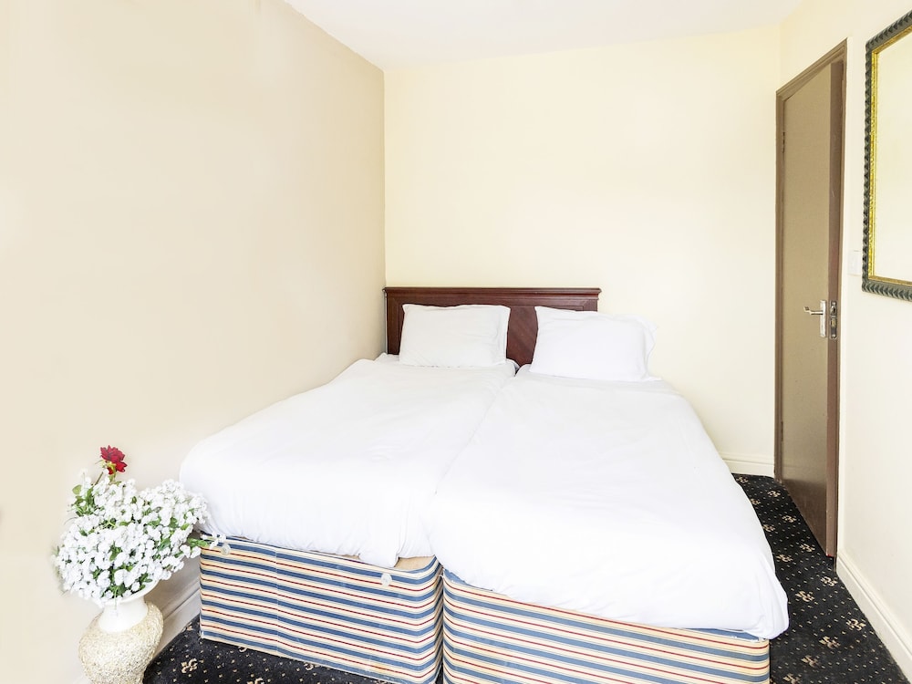 STANDARD, TRIPLE, MULTIPLE BEDS
