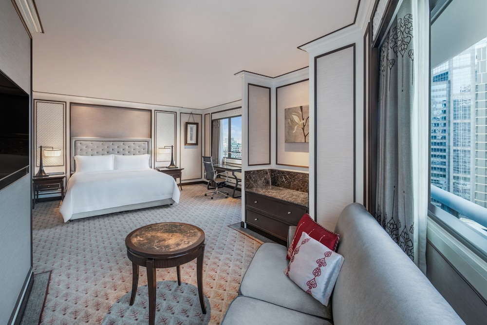 غرفة ركنية بسرير كينج بحوض استحمام، THE ATHENEE HOTEL, A LUXURY COLLECTION HOTEL BANGKOK 2/4