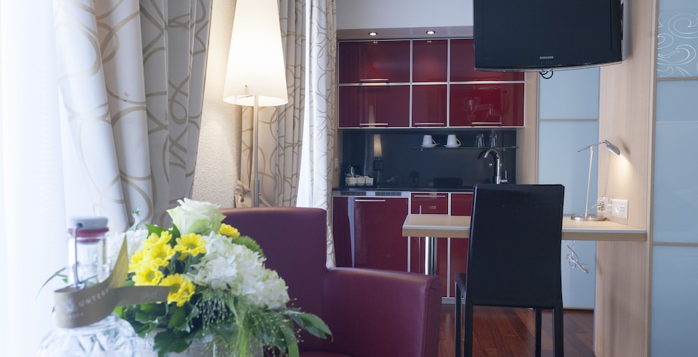 Hotel Krone Unterstrass 54/62