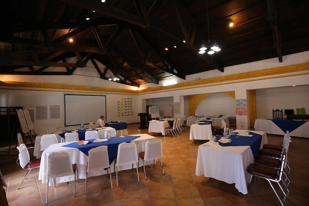 VILLA COLONIAL 36/49